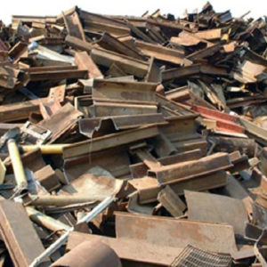 HMS 1/2 metal scraps